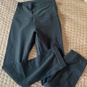 Lululemon dark grey cropped align leggings